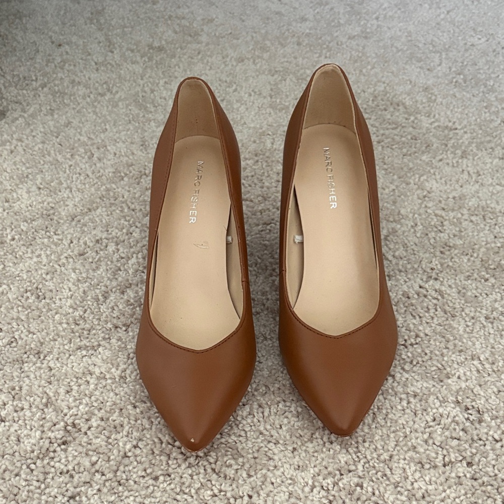Marc Fisher Women's Tan Heels